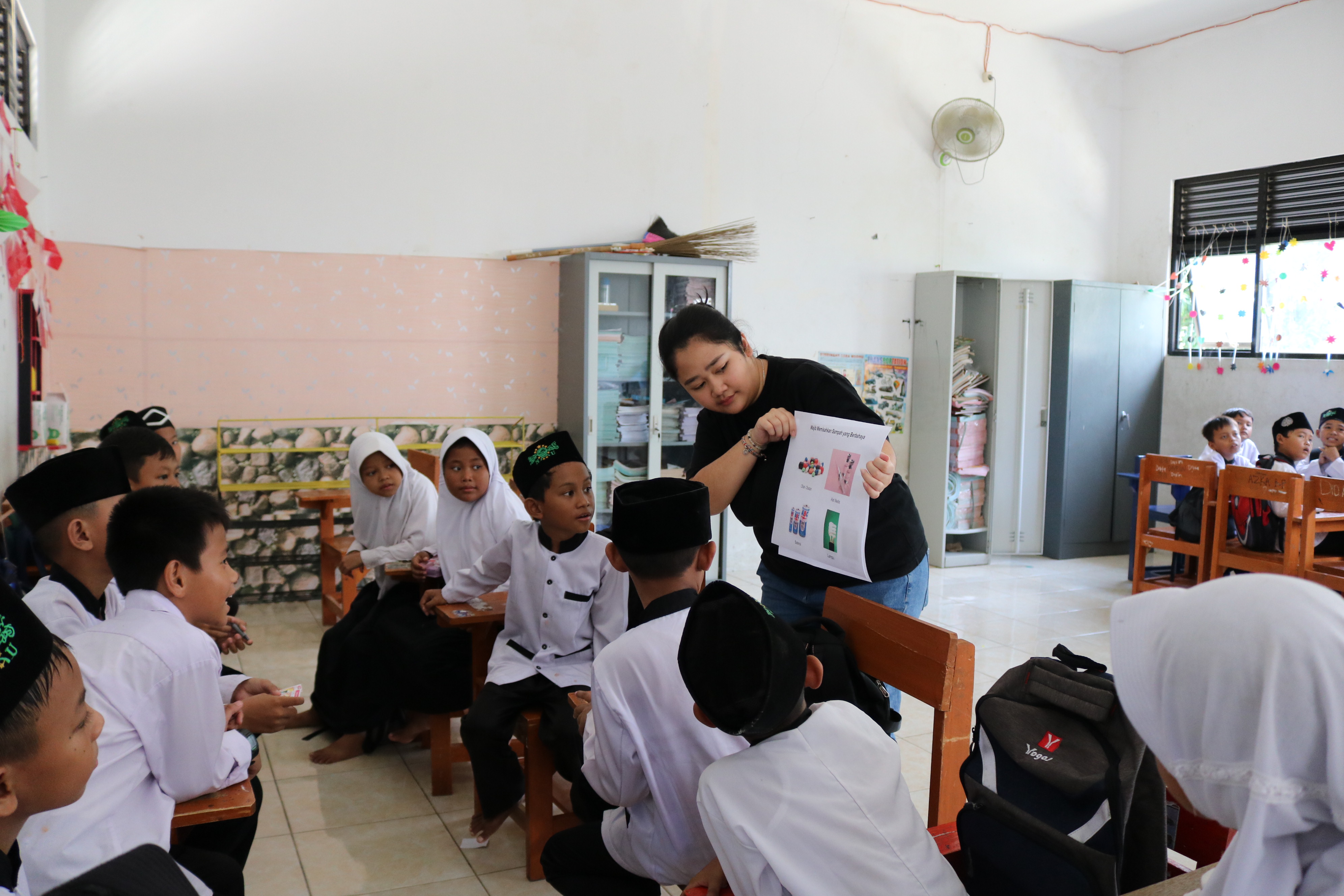 Lippo Cikarang Mengajar Batch 1